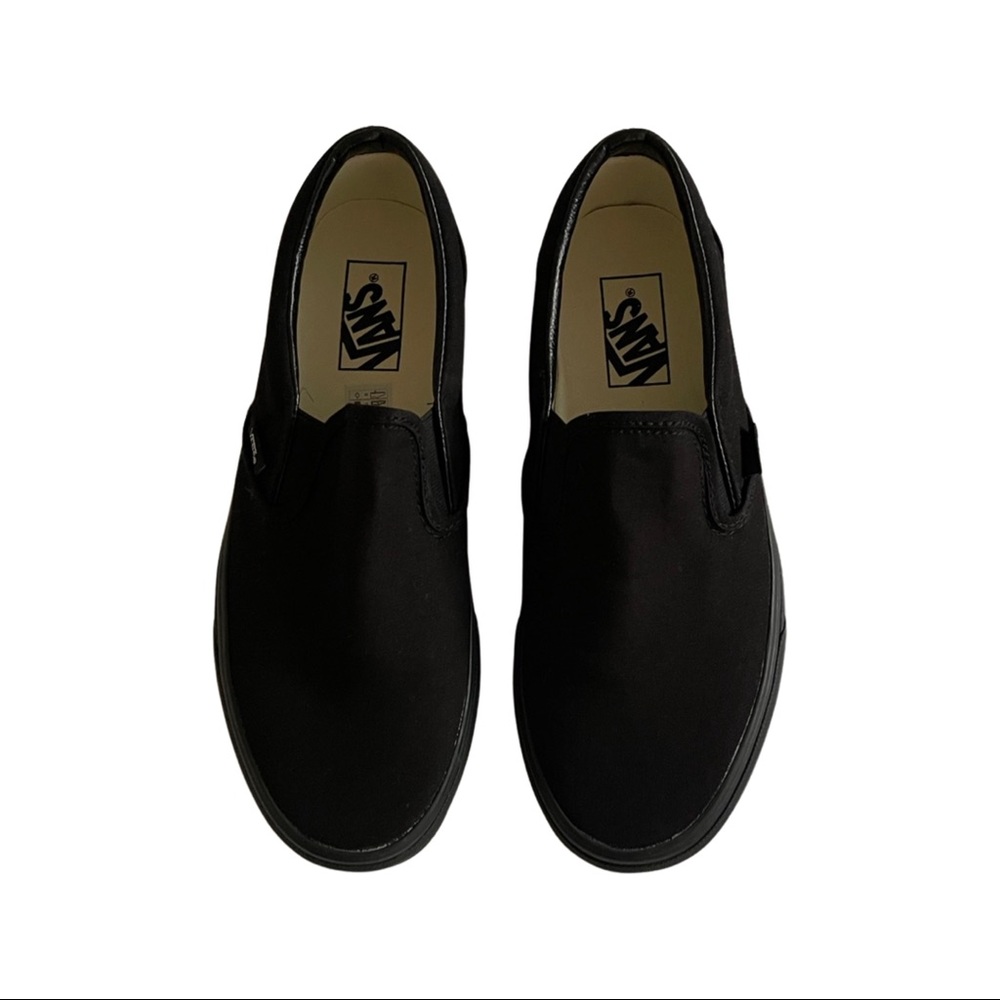 Vans Slip-Ons Black on Black